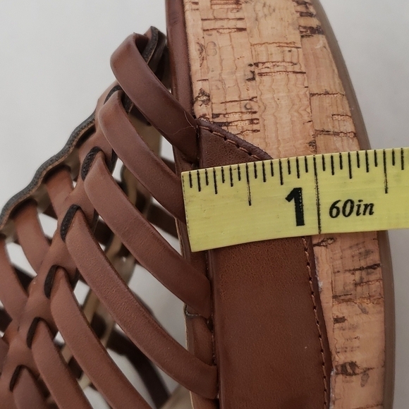 Guess Cage Gladiator Platform Cork Wedge Sandals 9.5 EUC Brown Natural - Picture 10 of 14